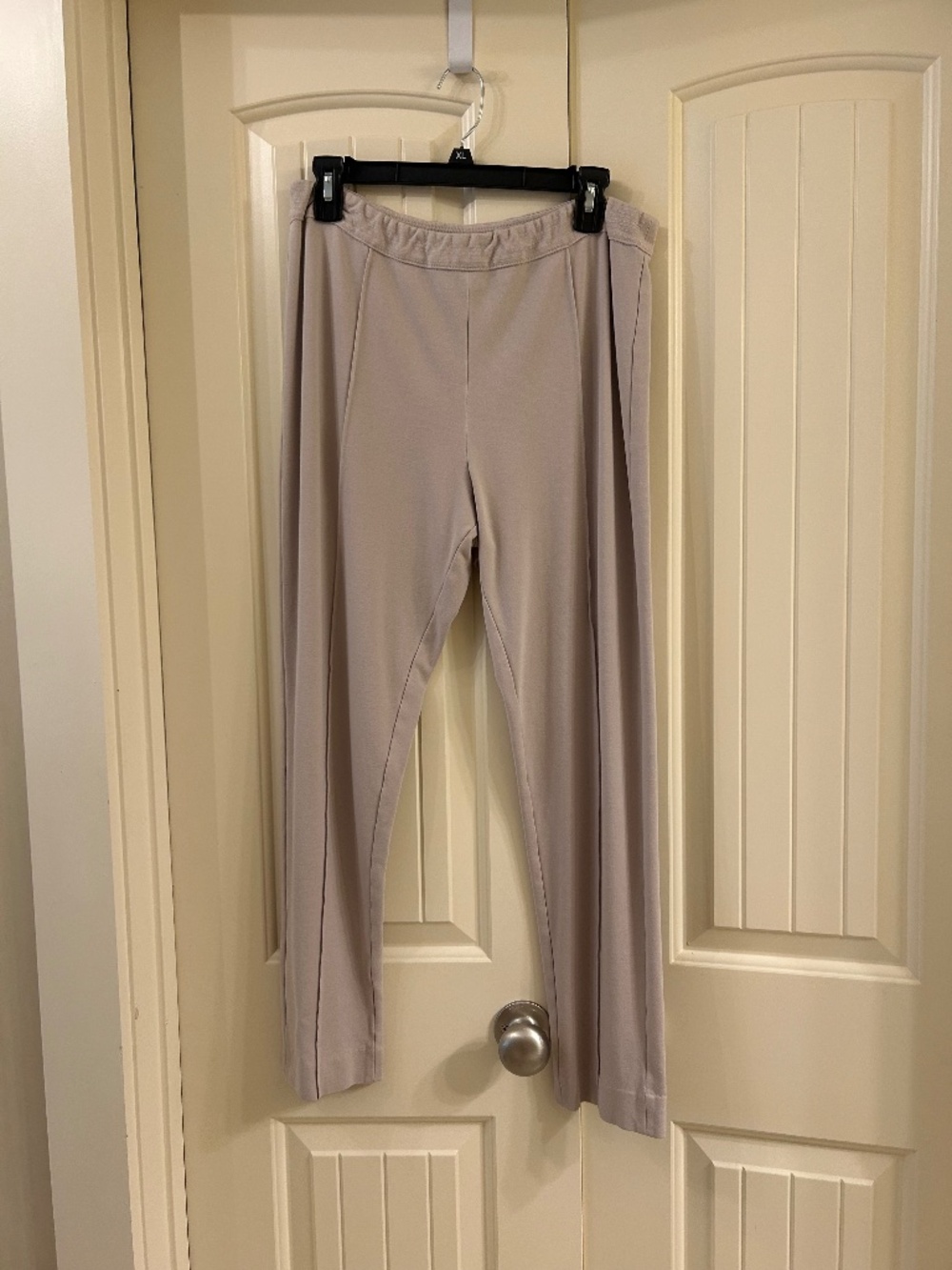 Soft Surroundings Large Tan, knit pull on pants with pin tuck front seam